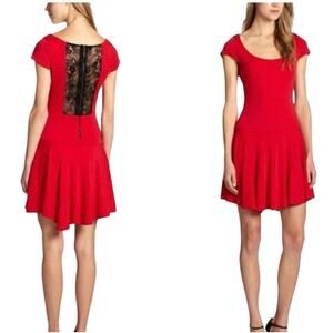 Alice + Olivia Red Wool Dress With Black Back Lace Size 0